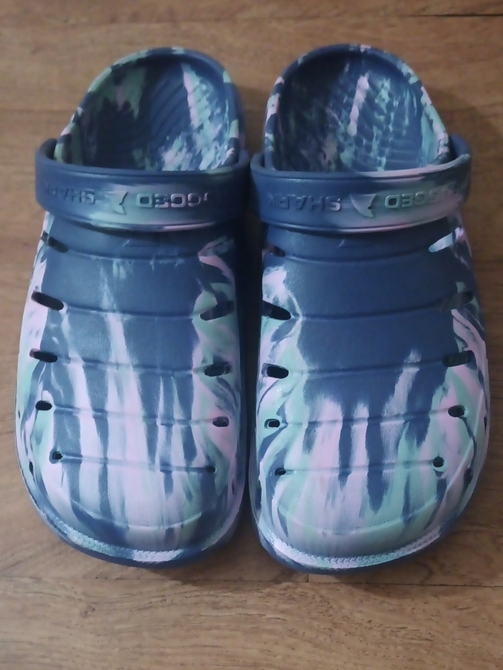 Casual Slip-On Clogs in Navy Blue & Pink Tie-Dye